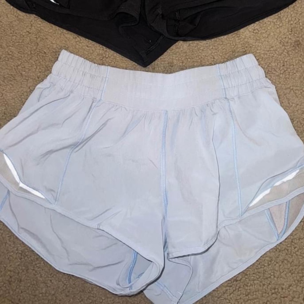 Lululemon shorts size 4